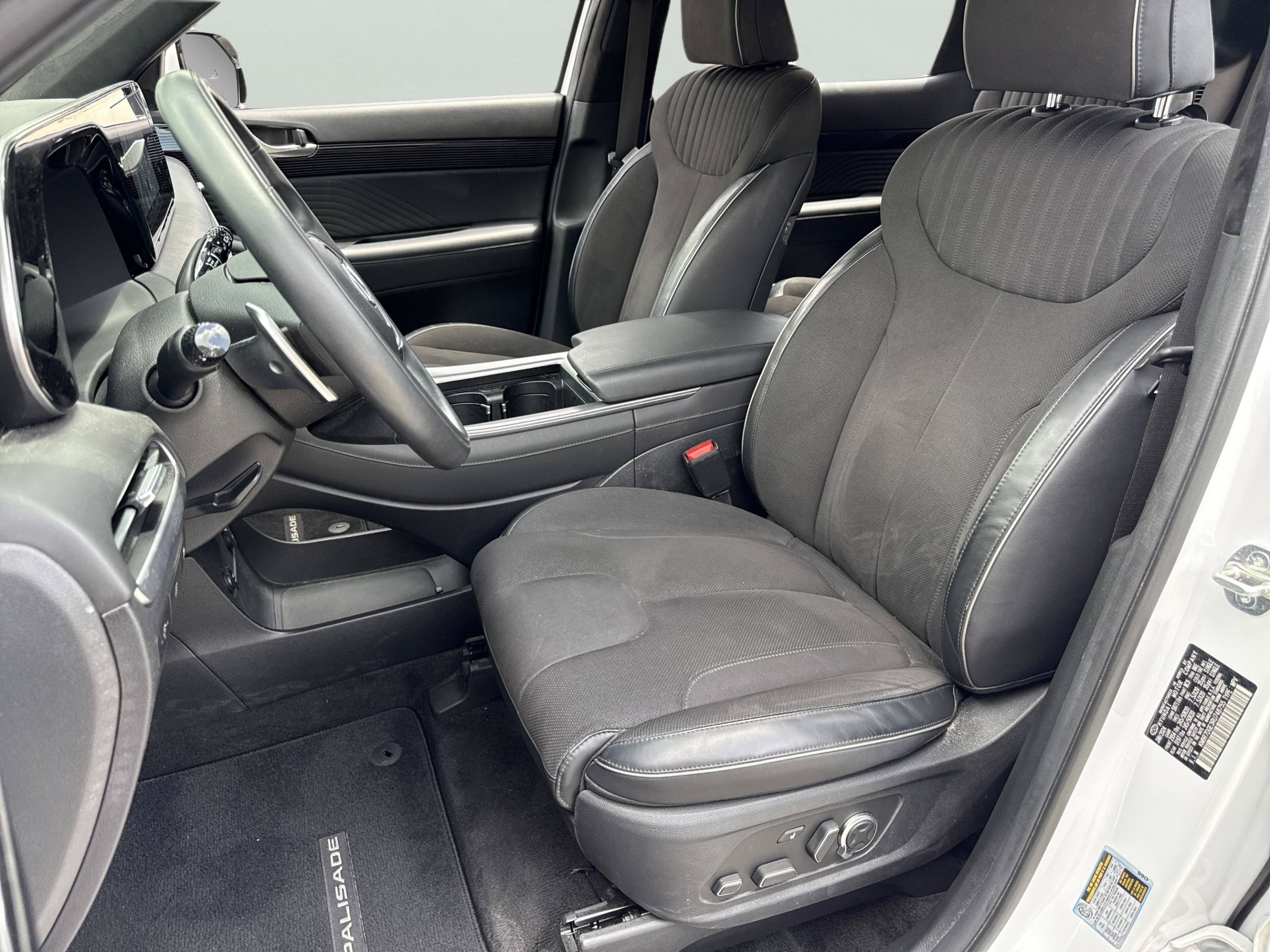 Used 2024 Hyundai Palisade Calligraphy AWD/4WD image 24