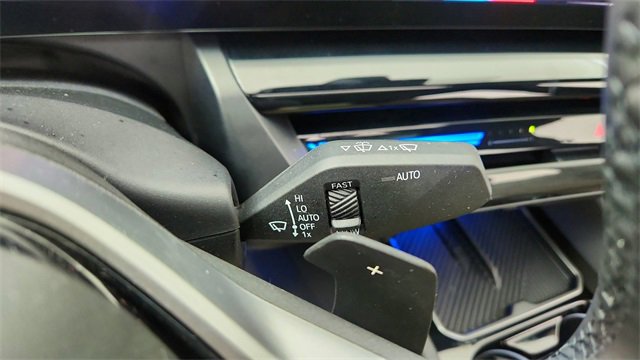 Used 2024 BMW 530i xDrive image 41