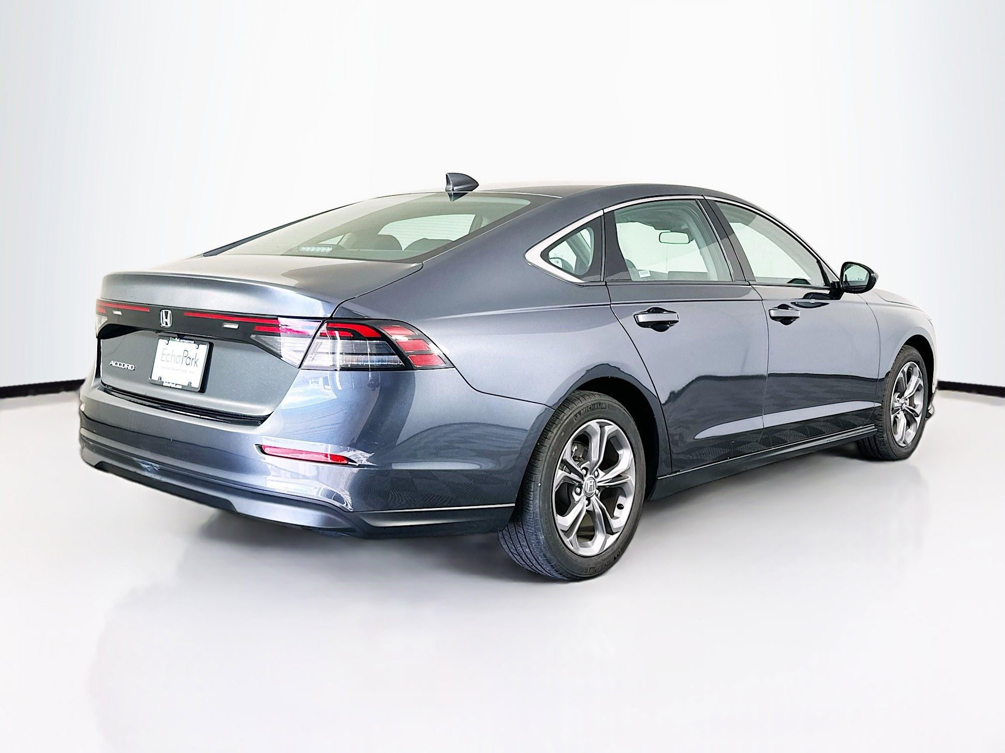Used 2024 Honda Accord EX image 9