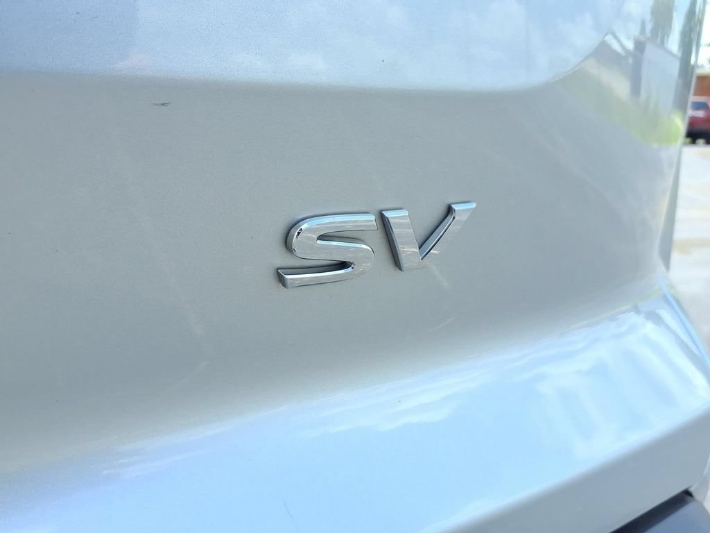 Used 2024 Nissan Pathfinder SV FWD image 30