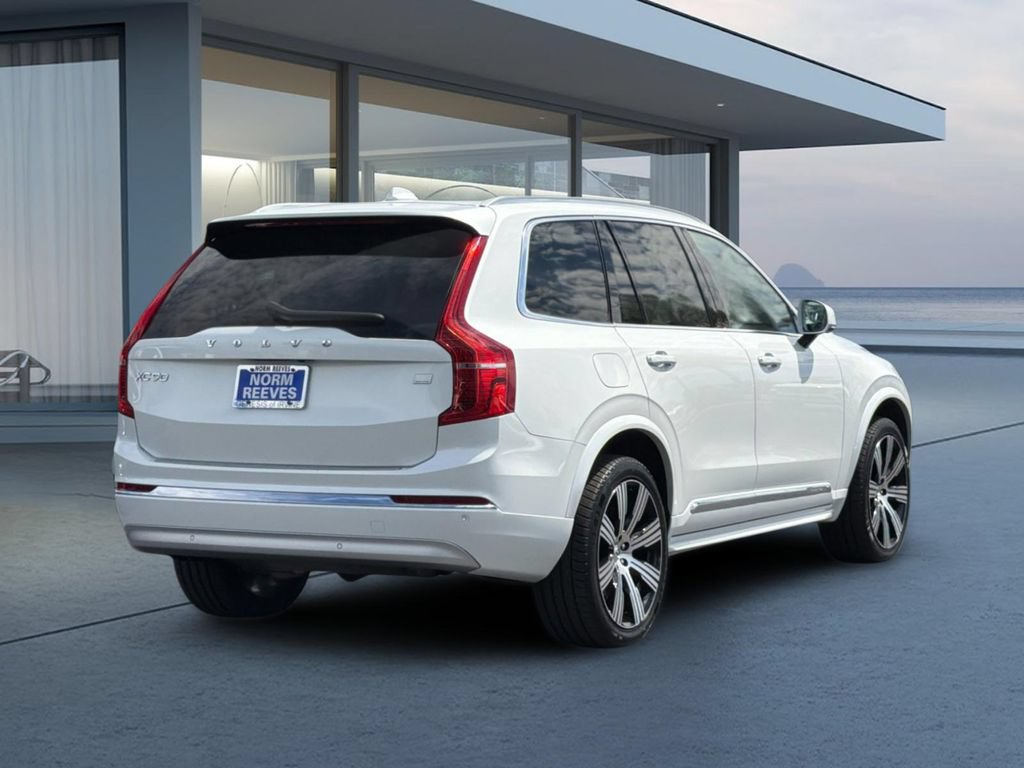 Used 2022 Volvo XC90 T8 Inscription w/ Advanced Package AWD/4WD image 4