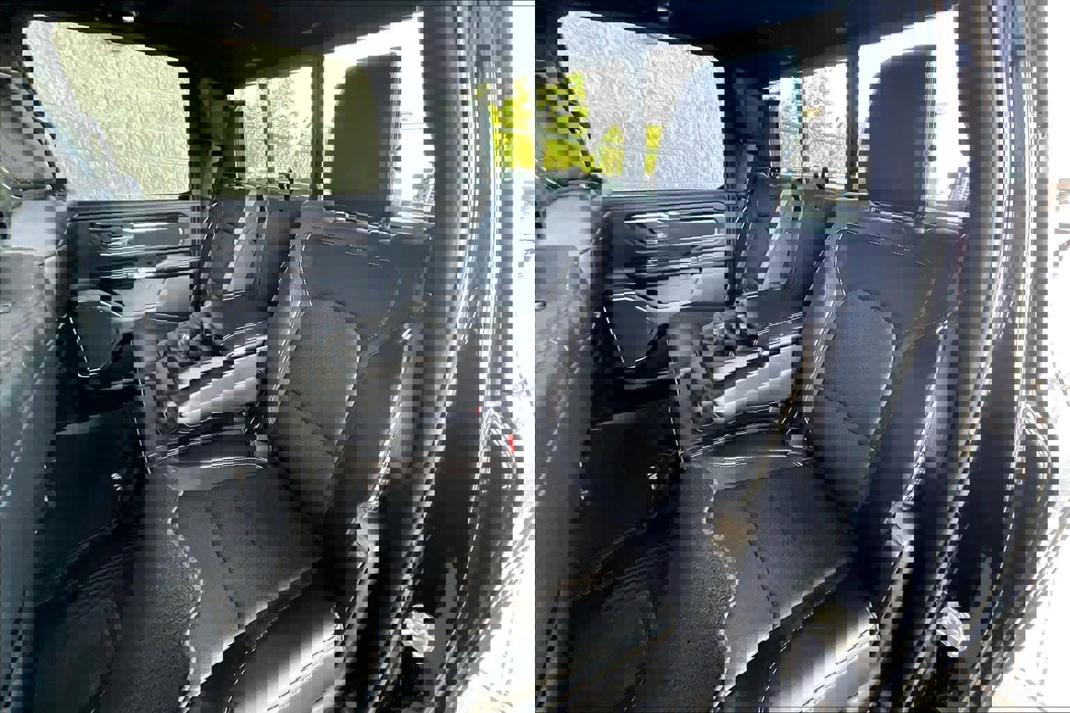 Used 2019 RAM 1500 Laramie AWD/4WD image 21