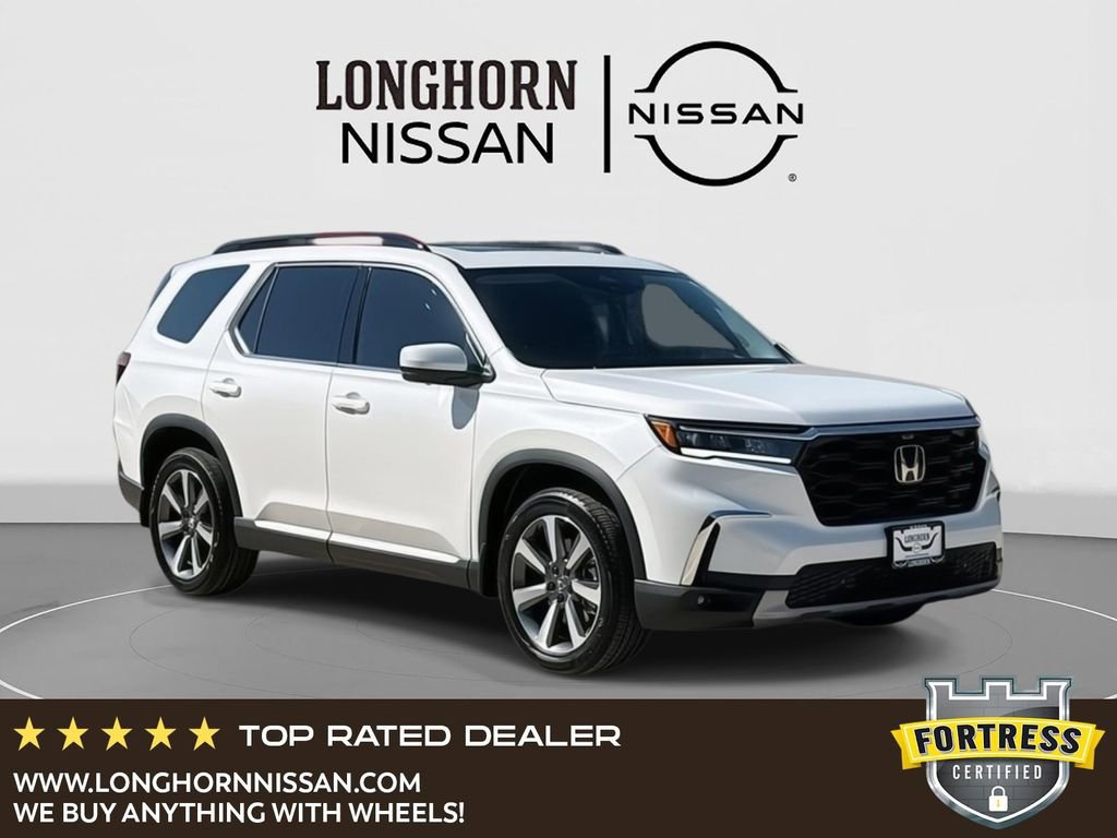 Used 2025 Honda Pilot Elite image 1