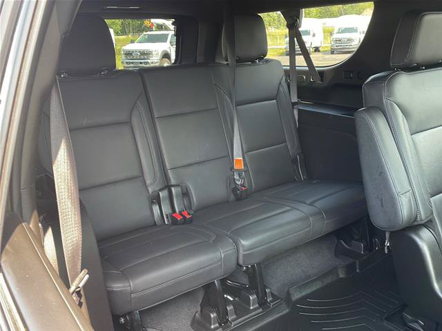 Used 2021 Chevrolet Suburban Z71 w/ Luxury Package AWD/4WD image 29