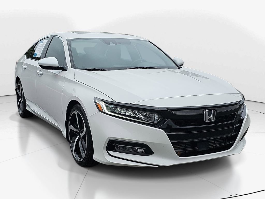 Used 2019 Honda Accord Sport image 2