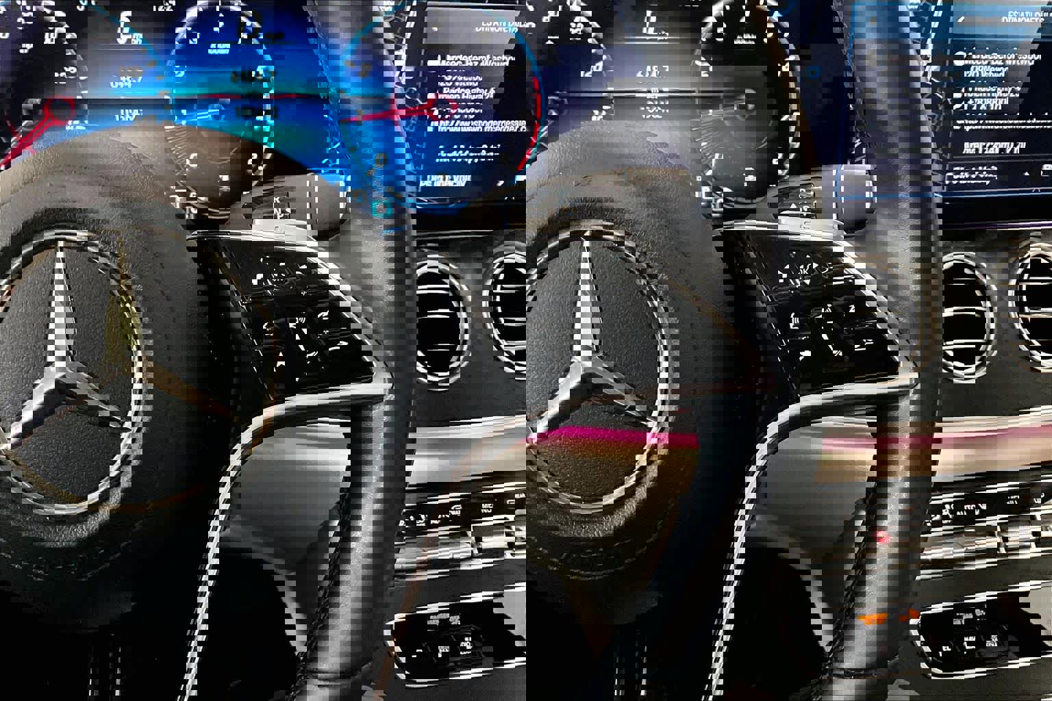 Used 2021 Mercedes-Benz E 350 4MATIC Sedan image 25