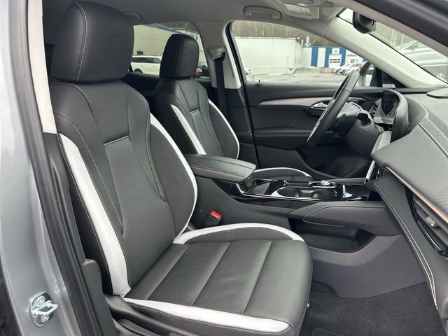 Used 2025 Buick Envision Sport Touring AWD/4WD image 27