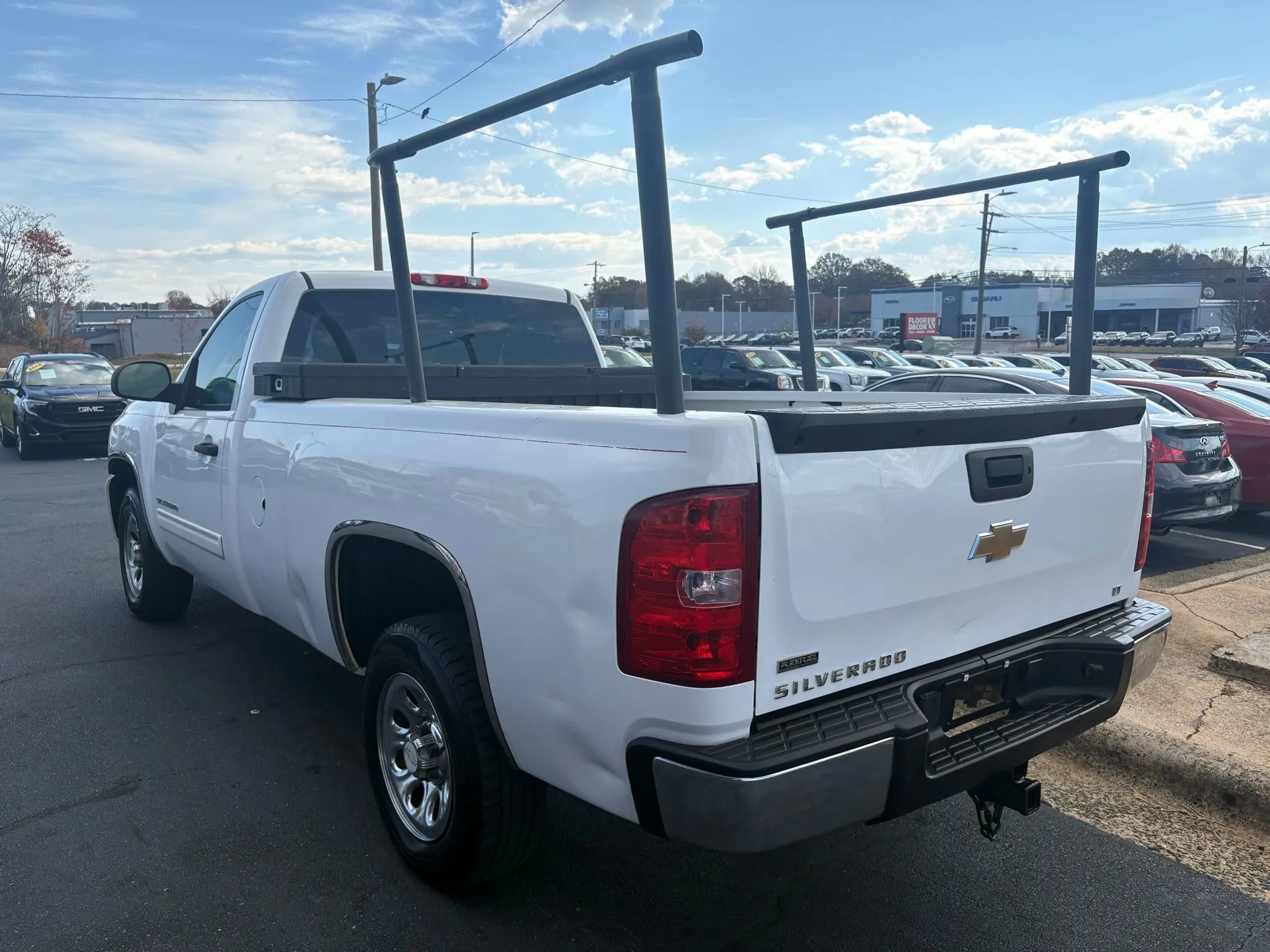 Used 2011 Chevrolet Silverado 1500 LT w/ Interior Plus Package image 5