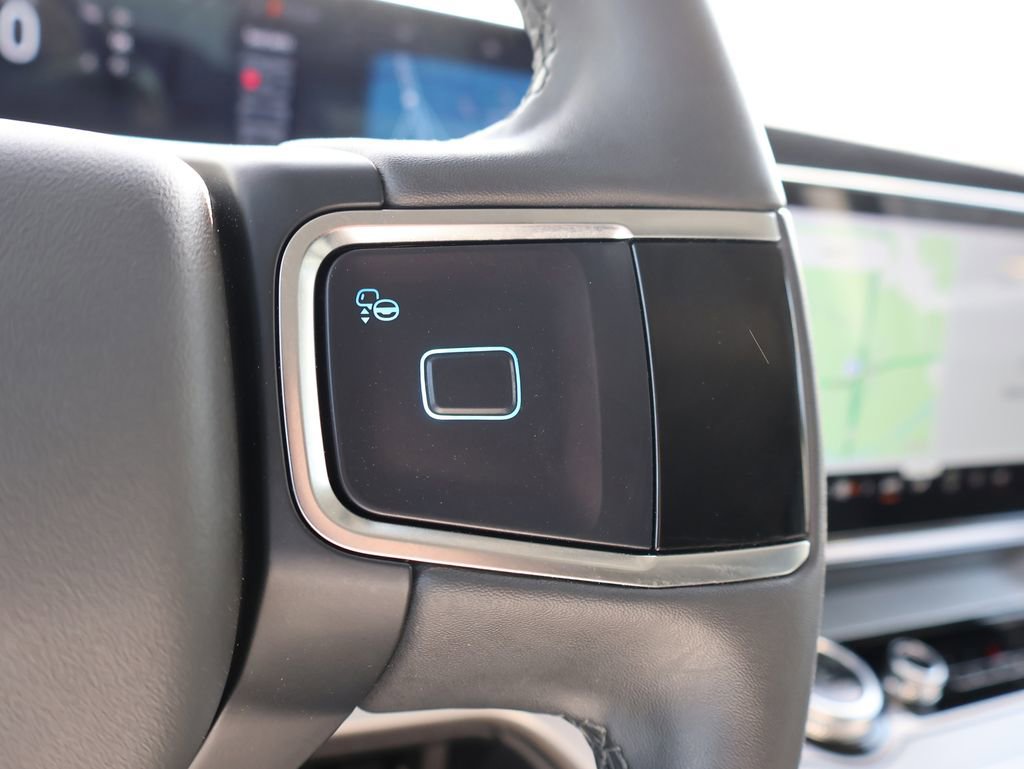 Certified 2025 Ford Expedition Active image 30