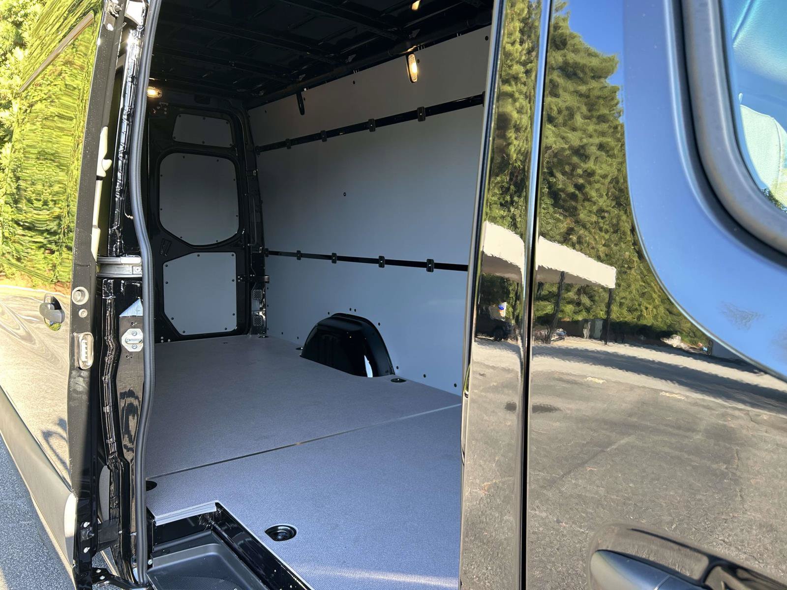 New 2026 Mercedes-Benz Sprinter 2500 image 10