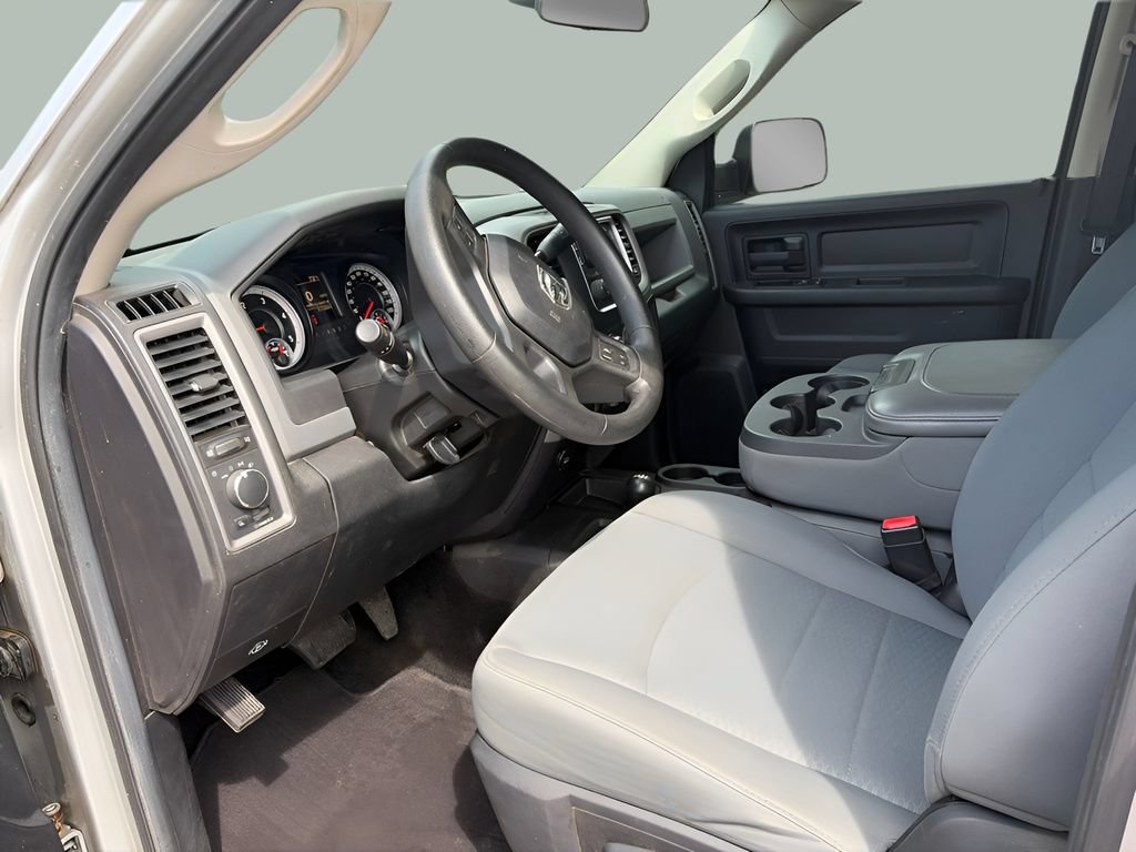 Used 2014 RAM 2500 Tradesman w/ Chrome Appearance Group AWD/4WD image 9