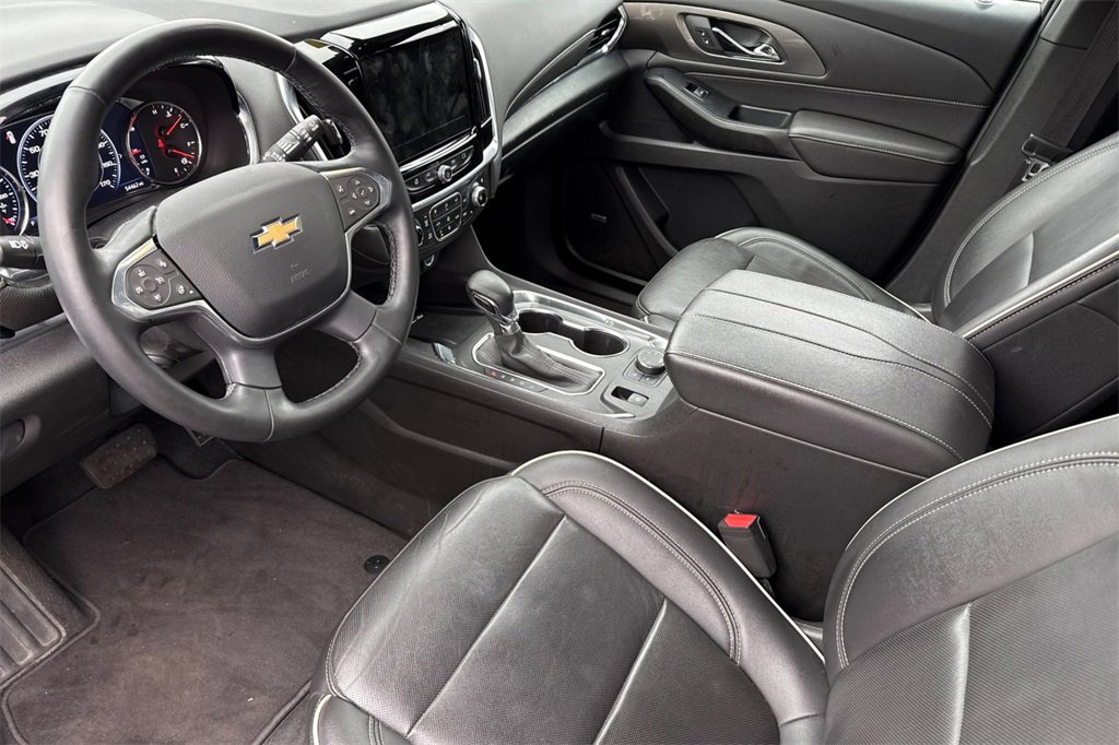 Used 2023 Chevrolet Traverse Premier image 4