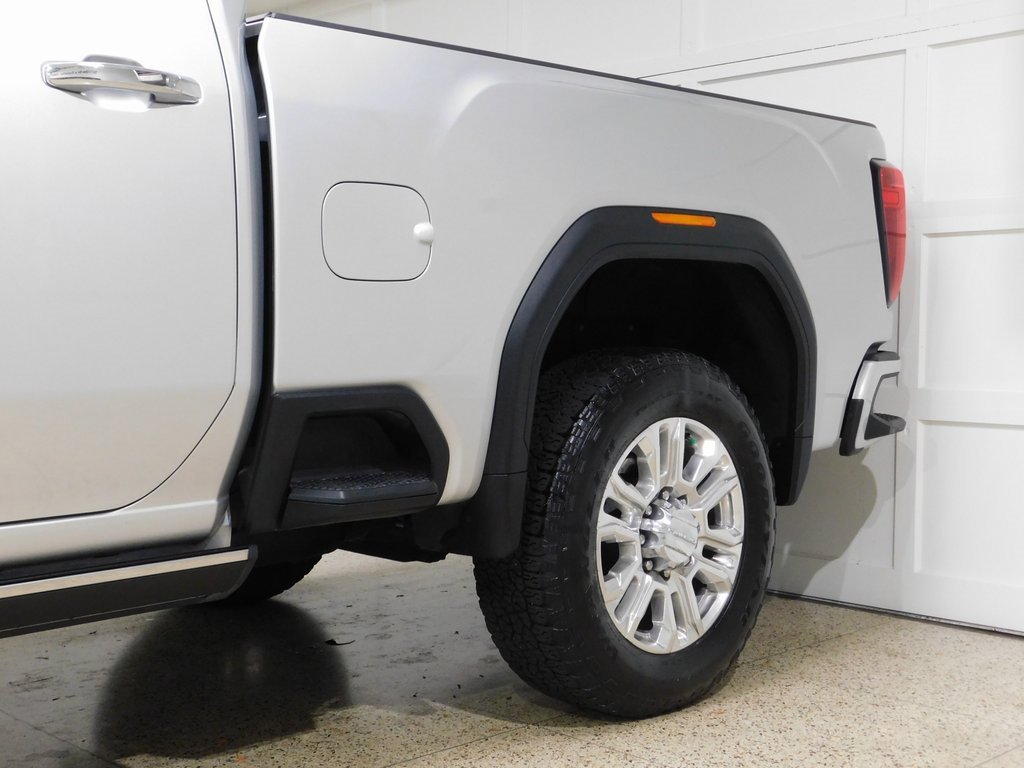 Used 2022 GMC Sierra 3500 Denali w/ Technology Package image 25