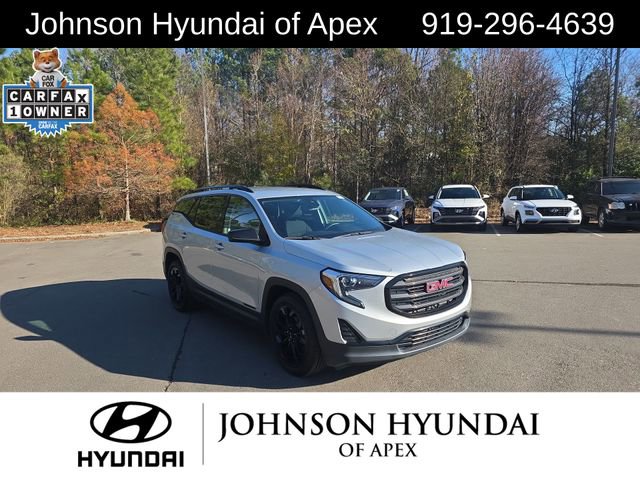 Used 2020 GMC Terrain SLE w/ Elevation Edition image 13