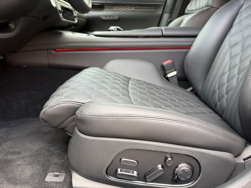 New 2026 Genesis G90 3.5T Prestige AWD/4WD image 11