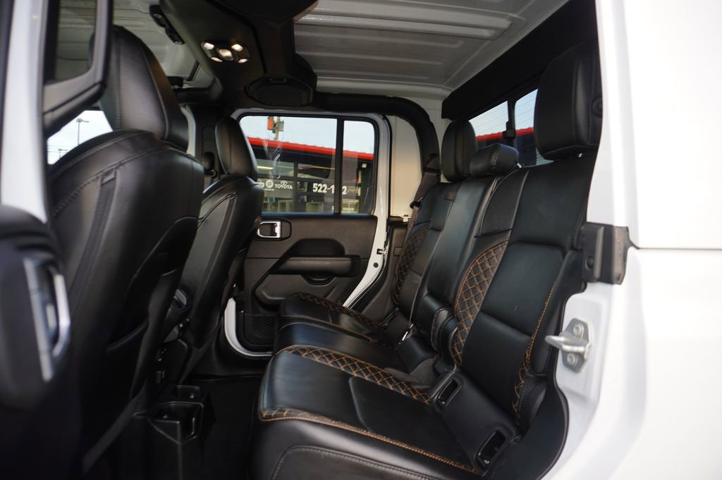 Used 2023 Jeep Gladiator Overland image 25