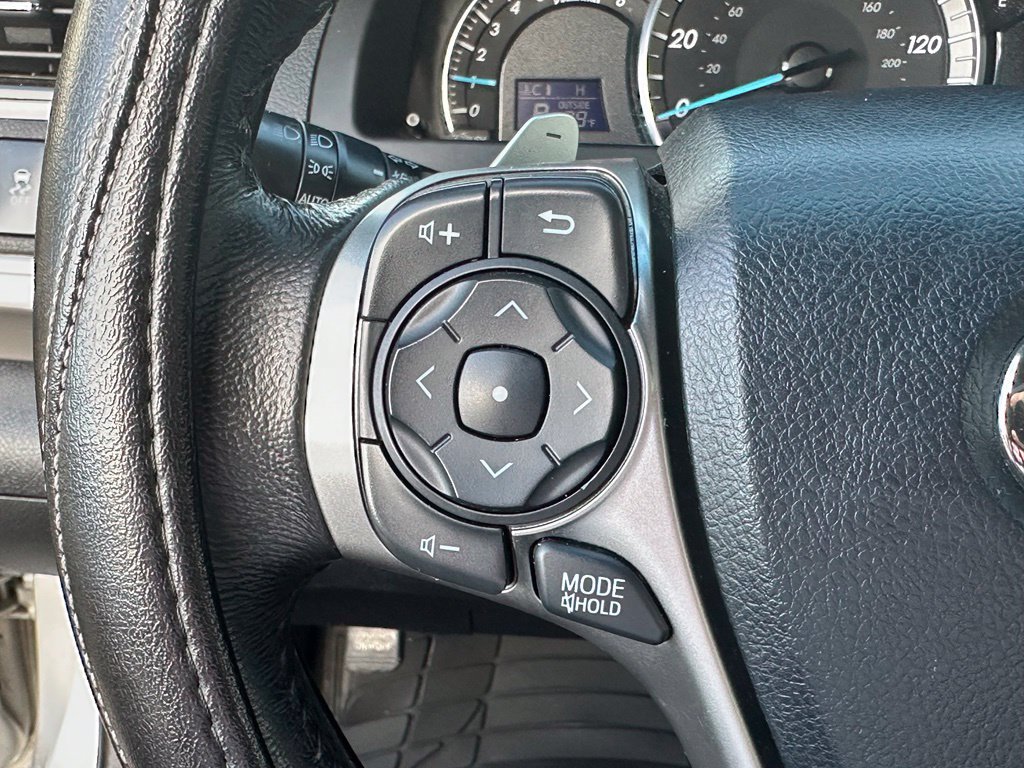 Used 2012 Toyota Camry SE FWD image 26