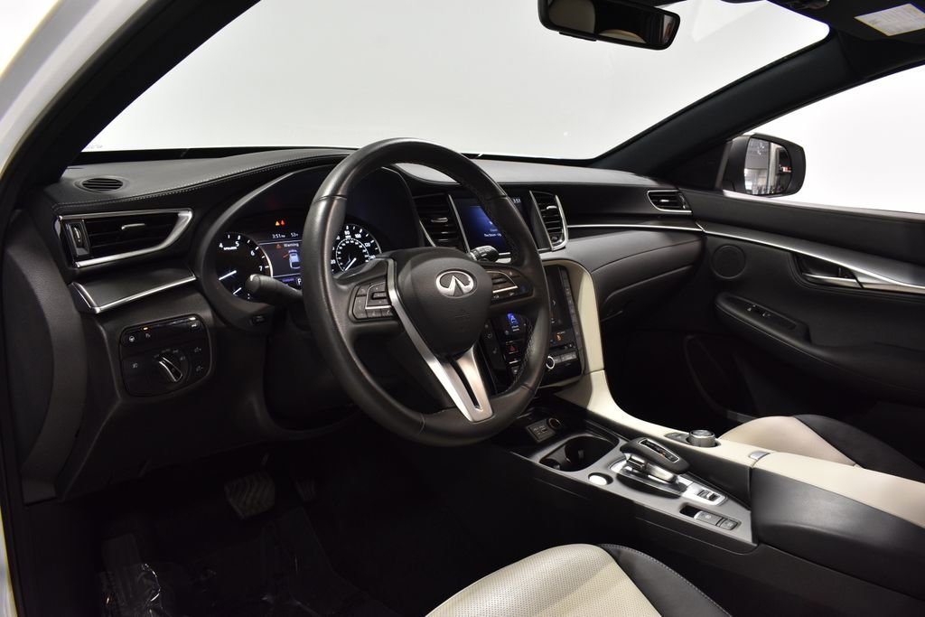 Certified 2025 INFINITI QX55 Luxe w/ Cargo Package image 12