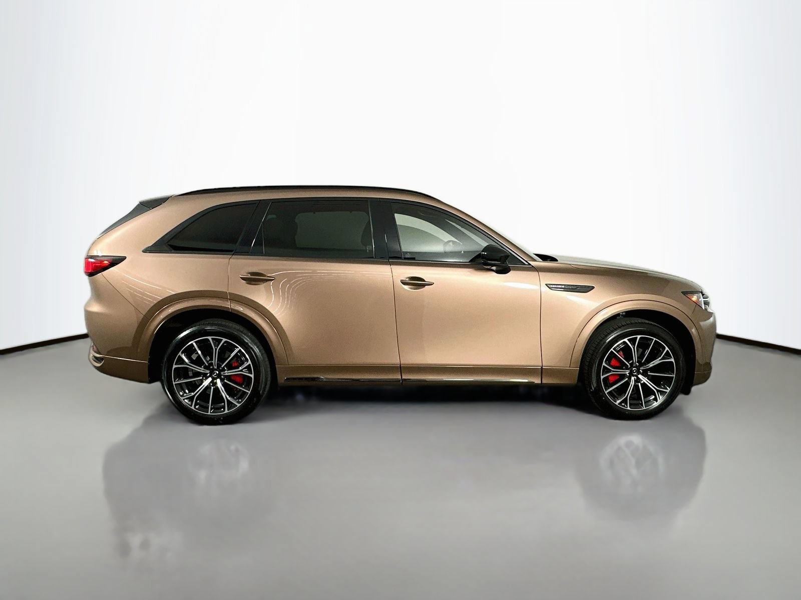 Certified 2025 MAZDA CX-70 3.3 Turbo S w/ Premium Plus AWD/4WD image 8