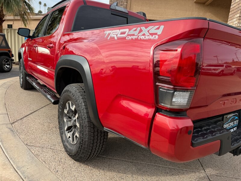 Used 2019 Toyota Tacoma TRD Off-Road AWD/4WD image 23