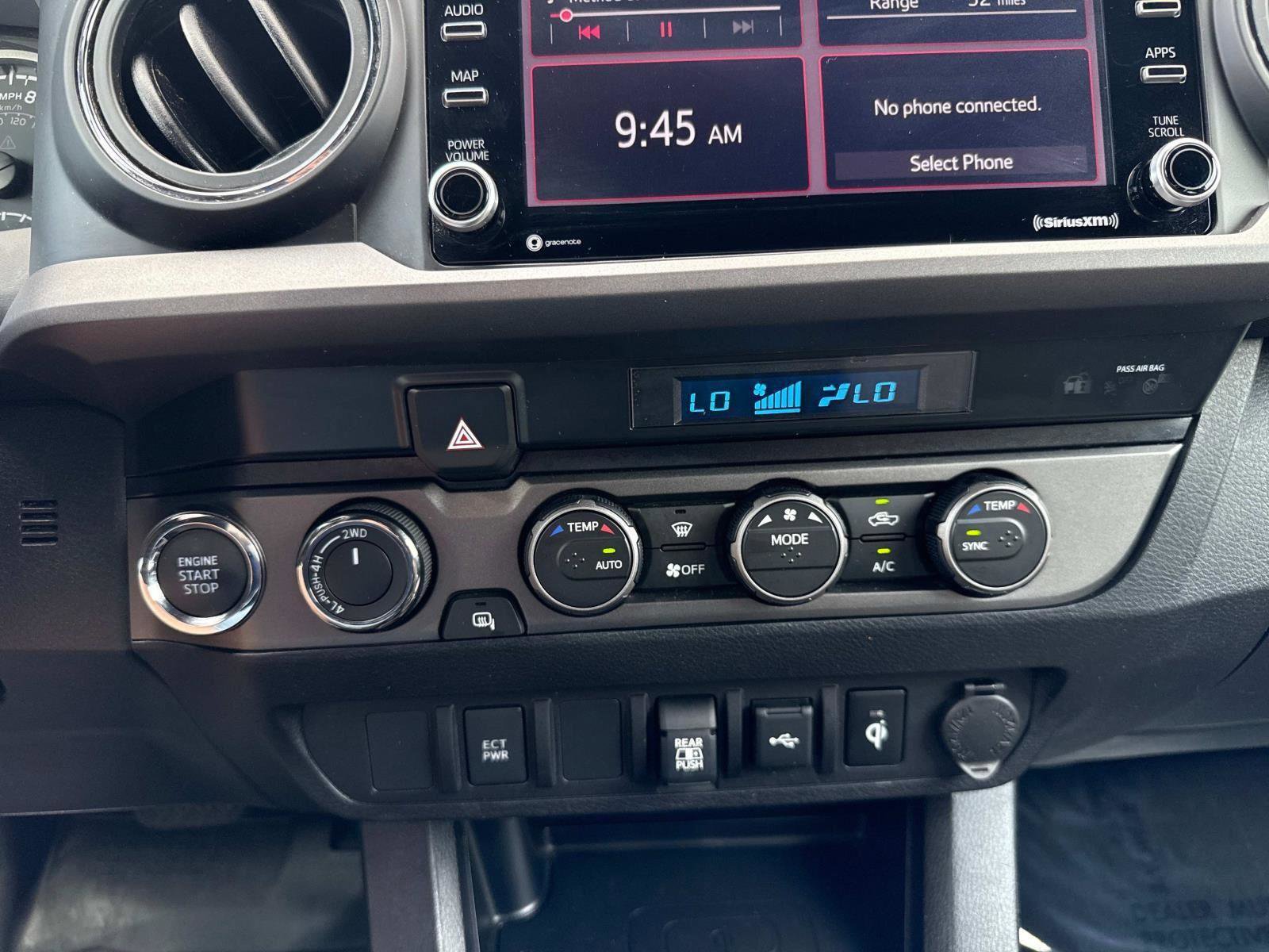 Used 2022 Toyota Tacoma TRD Off-Road image 5