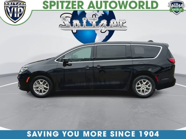 Used 2025 Chrysler Pacifica Select FWD image 6