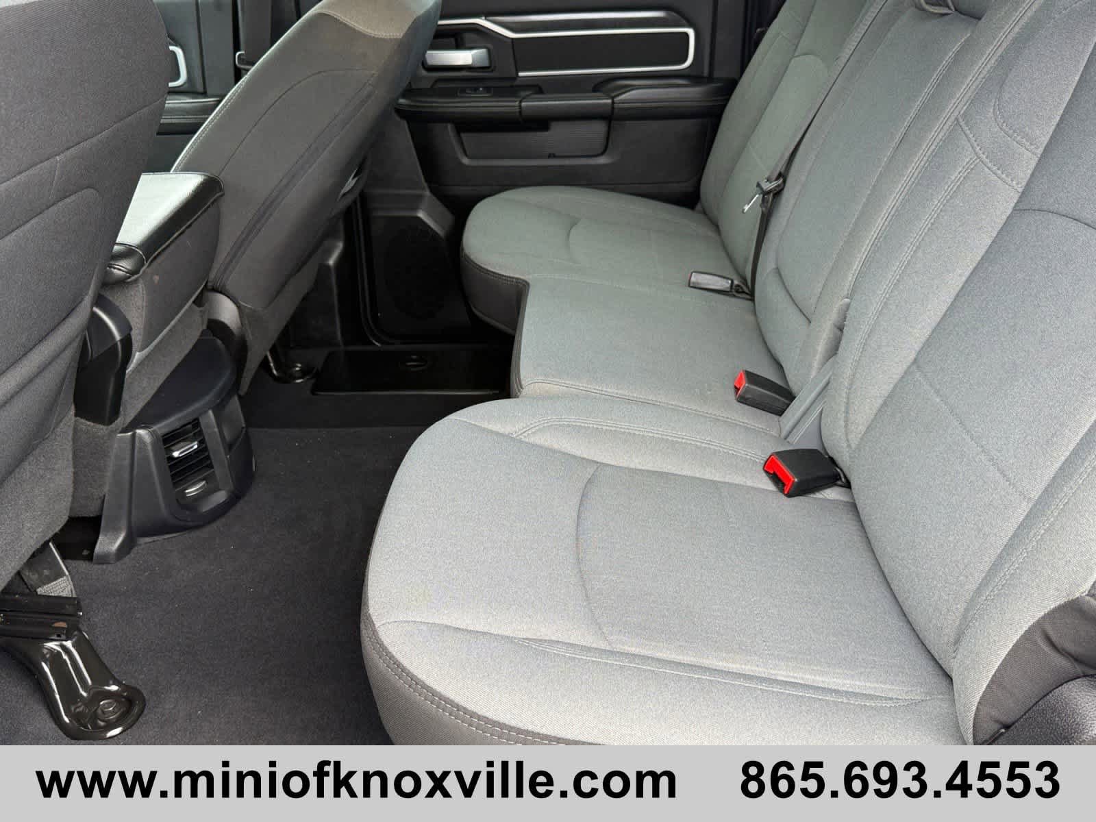 Used 2024 RAM 3500 Big Horn AWD/4WD image 19