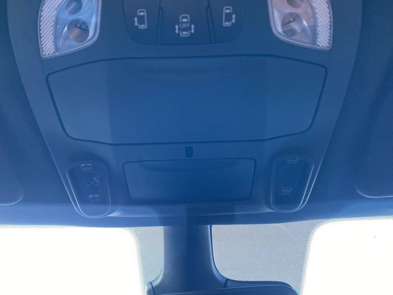 New 2026 Chrysler Pacifica Pinnacle AWD/4WD image 39
