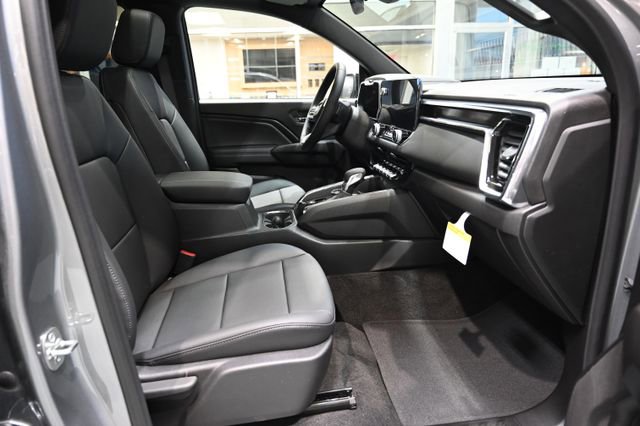 New 2026 GMC Canyon Elevation w/ Convenience Package image 12