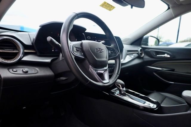 Used 2024 Chevrolet Trax ACTIV FWD image 19