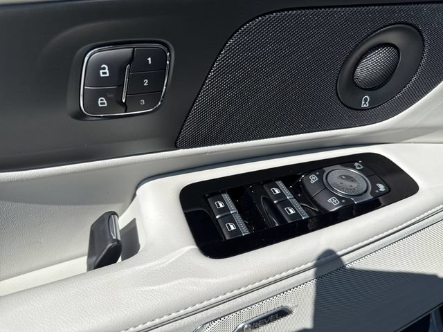 New 2026 Lincoln Nautilus Reserve w/ Jet Appearance Package AWD/4WD image 21