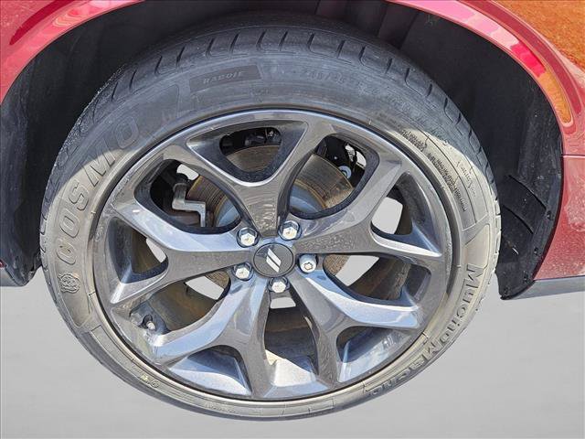 Used 2020 Dodge Challenger SXT w/ Blacktop Package RWD image 5