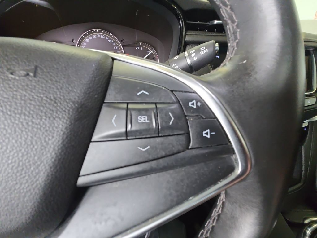 Used 2018 Cadillac XT5 Luxury w/ Driver Awareness Package AWD/4WD image 19