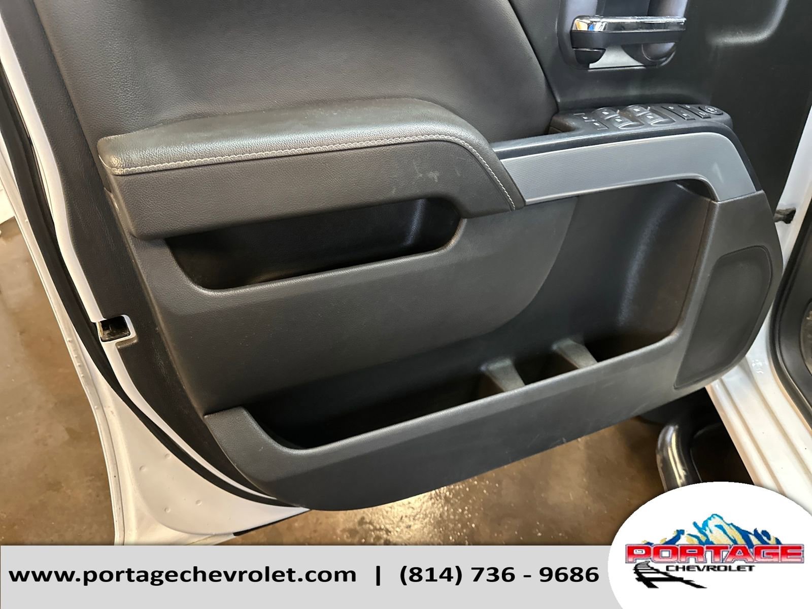 Used 2018 Chevrolet Silverado 1500 LT w/ All Star Edition image 11