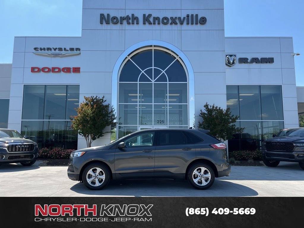 Used 2019 Ford Edge SE FWD image 2