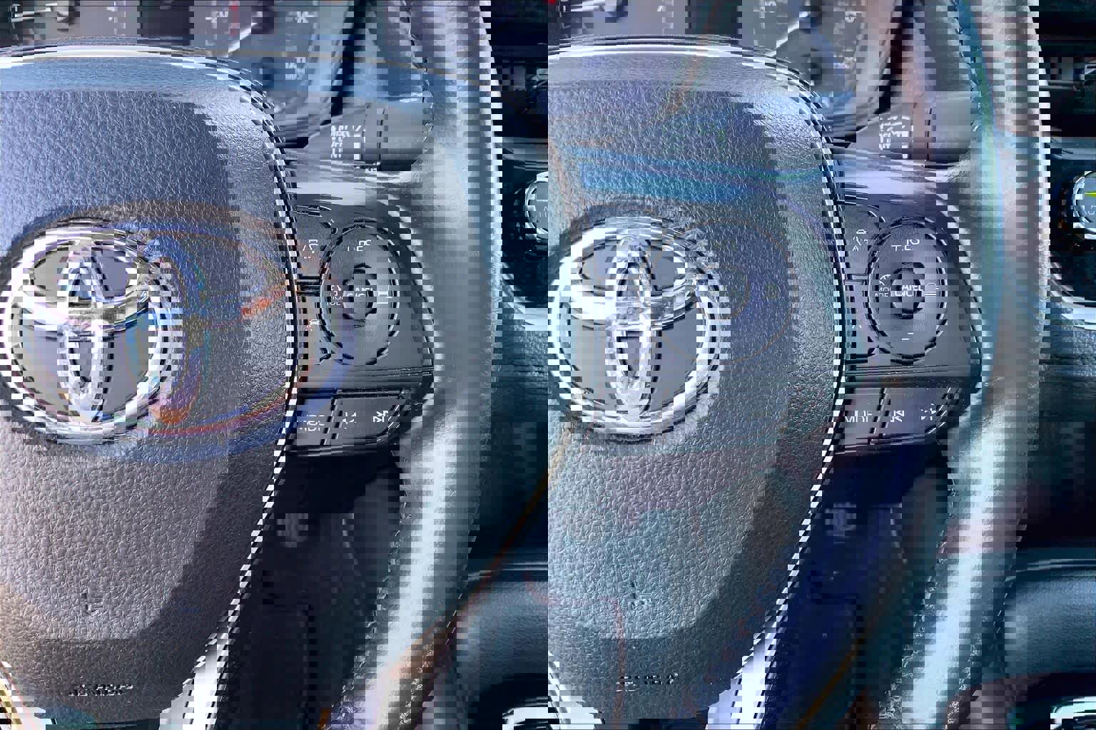 Used 2023 Toyota Corolla SE image 25