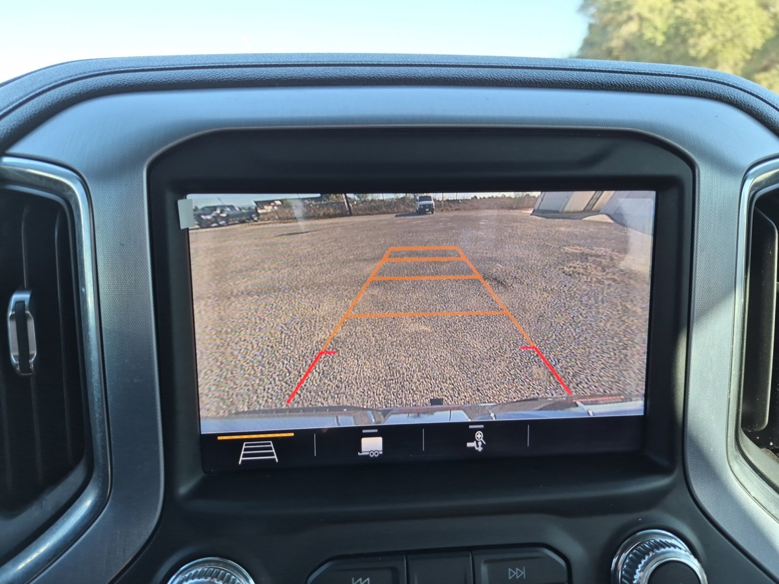 Used 2019 GMC Sierra 1500 SLT image 15