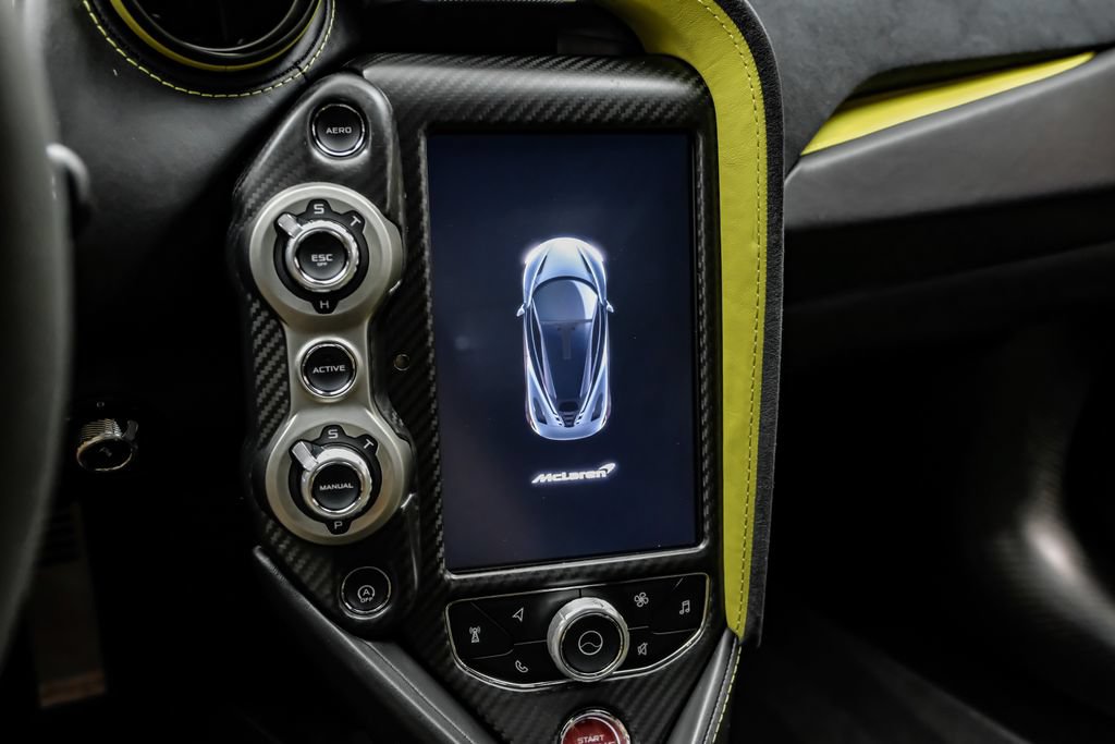 Used 2018 McLaren 720S Performance RWD image 26