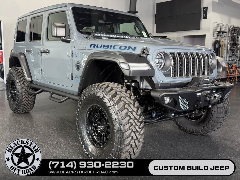 Used 2025 Jeep Wrangler Unlimited Rubicon 4xe w/ Safety Group AWD/4WD image 8