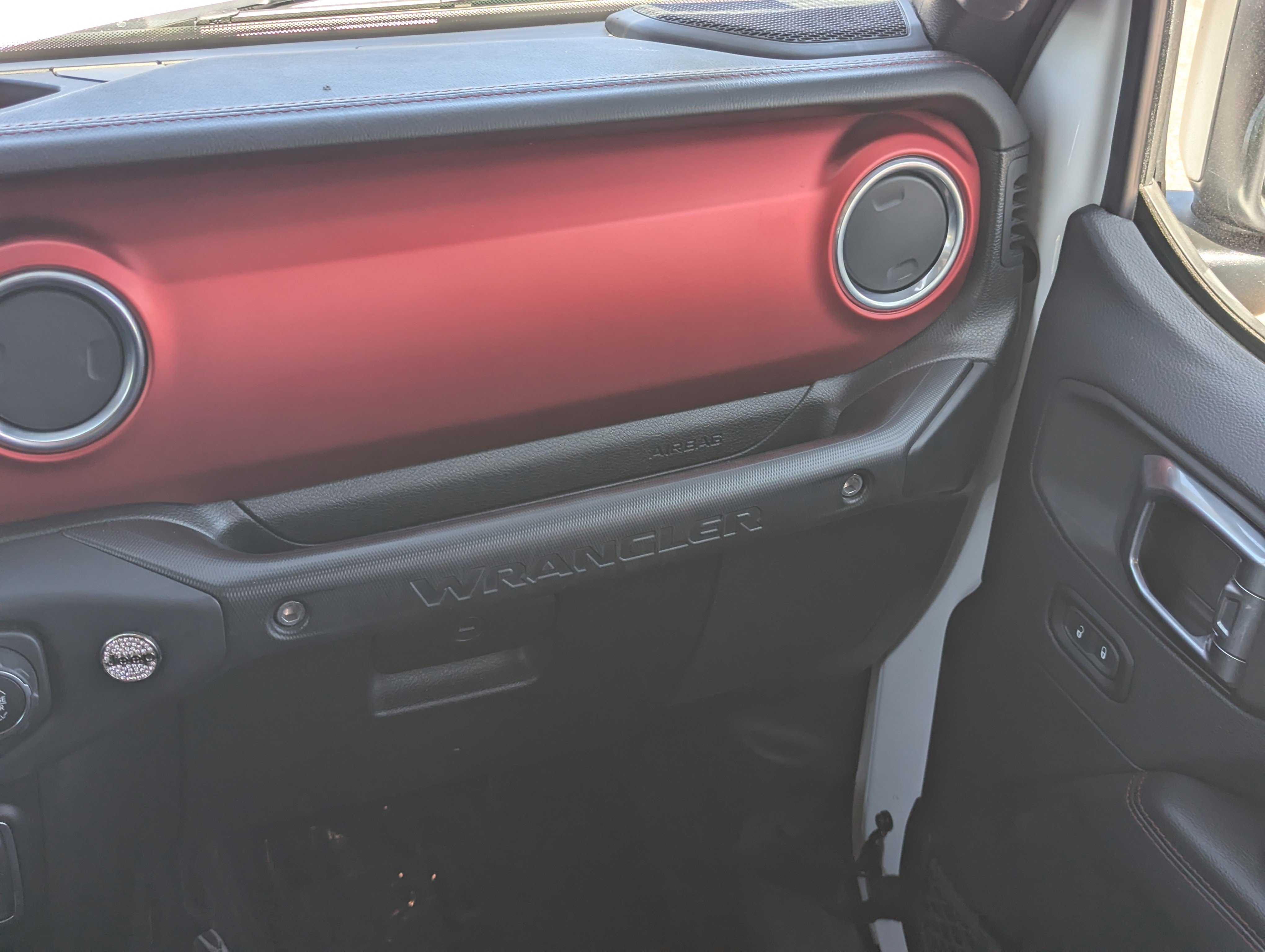 Used 2018 Jeep Wrangler Unlimited Rubicon AWD/4WD image 15