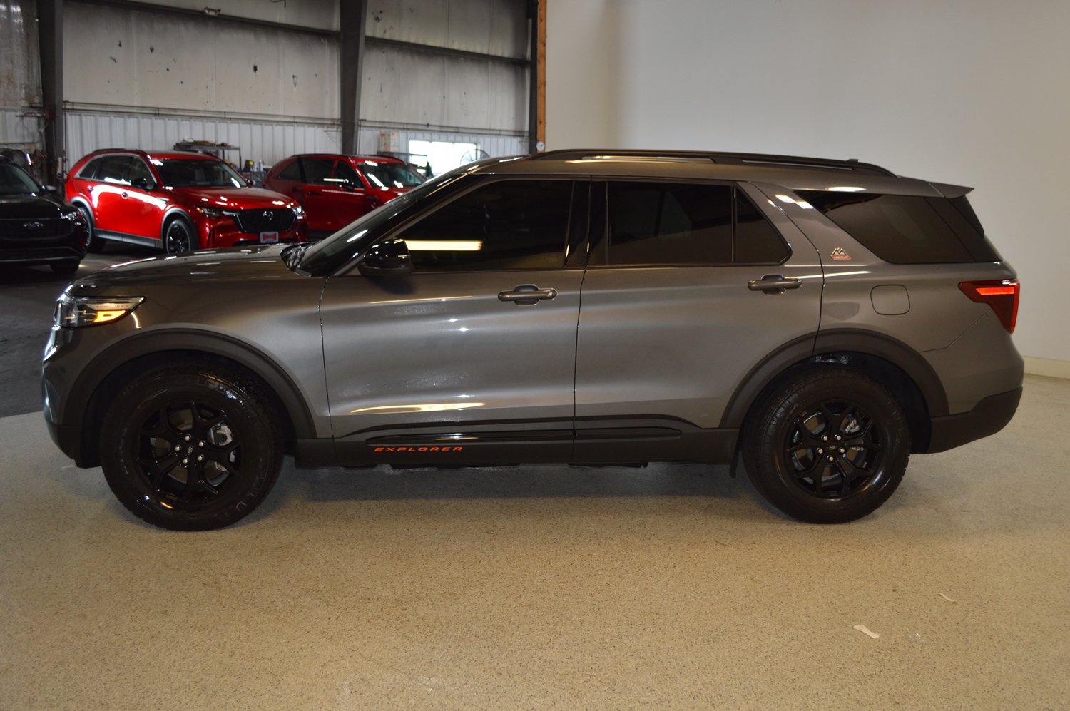 Used 2024 Ford Explorer Timberline w/ Timberline Technology Package AWD/4WD image 6