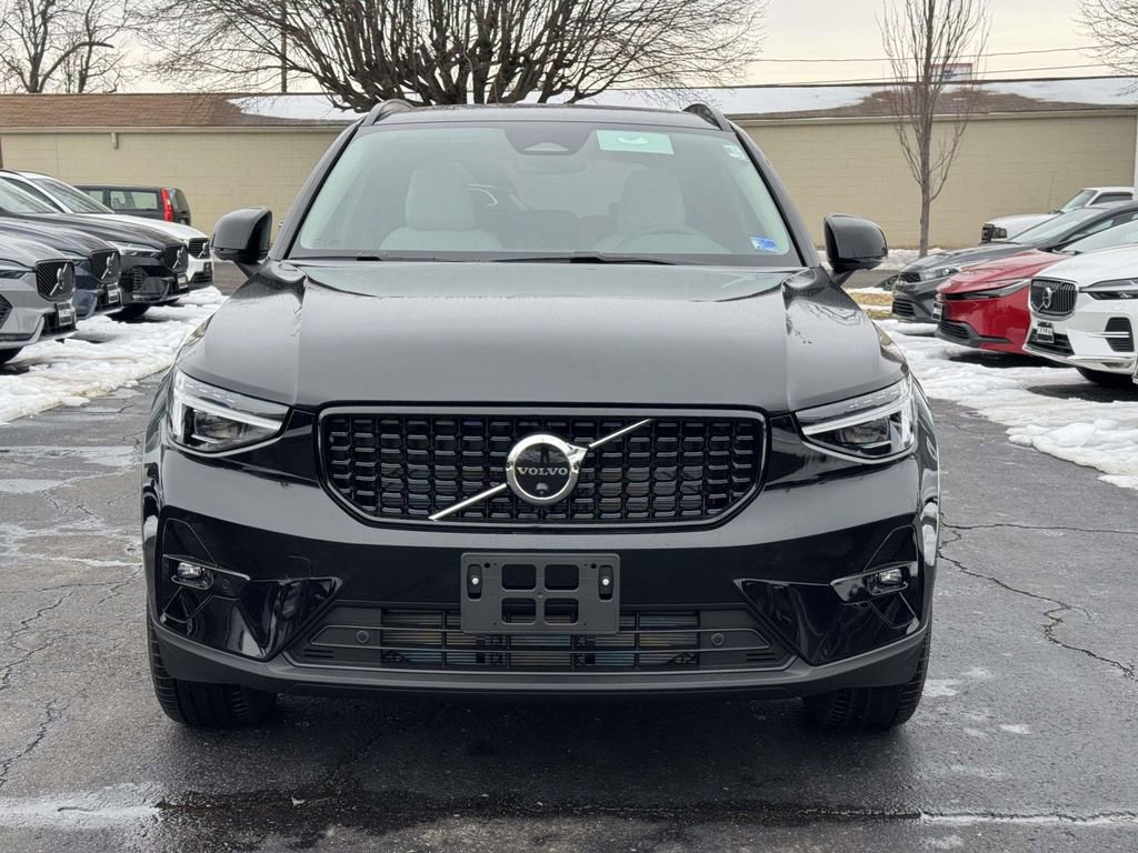 New 2026 Volvo XC40 B5 Ultra w/ Protection Package Premier image 25