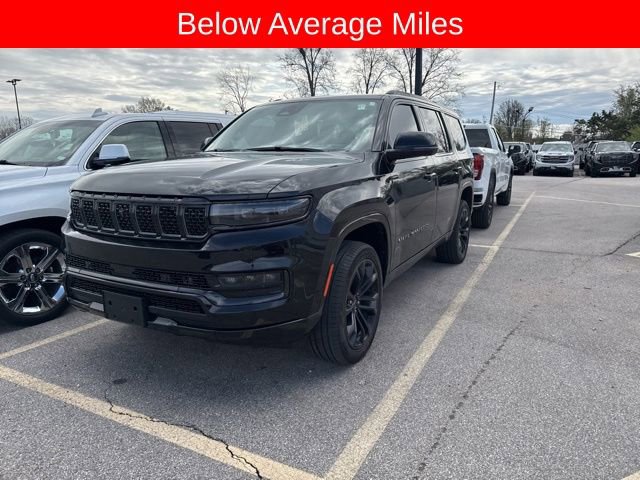 Used 2024 Jeep Grand Wagoneer Series III w/ Rear Seat Video Group 1 image 2