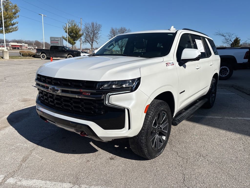 Used 2022 Chevrolet Tahoe Z71 w/ Luxury Package AWD/4WD image 13