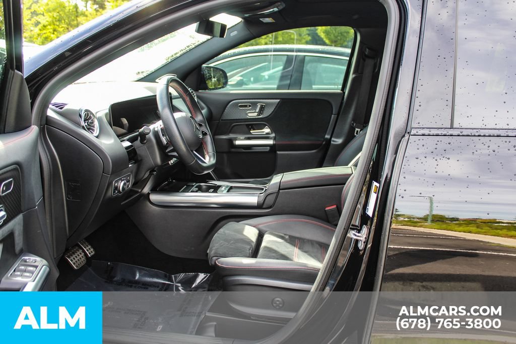 Used 2024 Mercedes-Benz GLA 250 4MATIC image 16