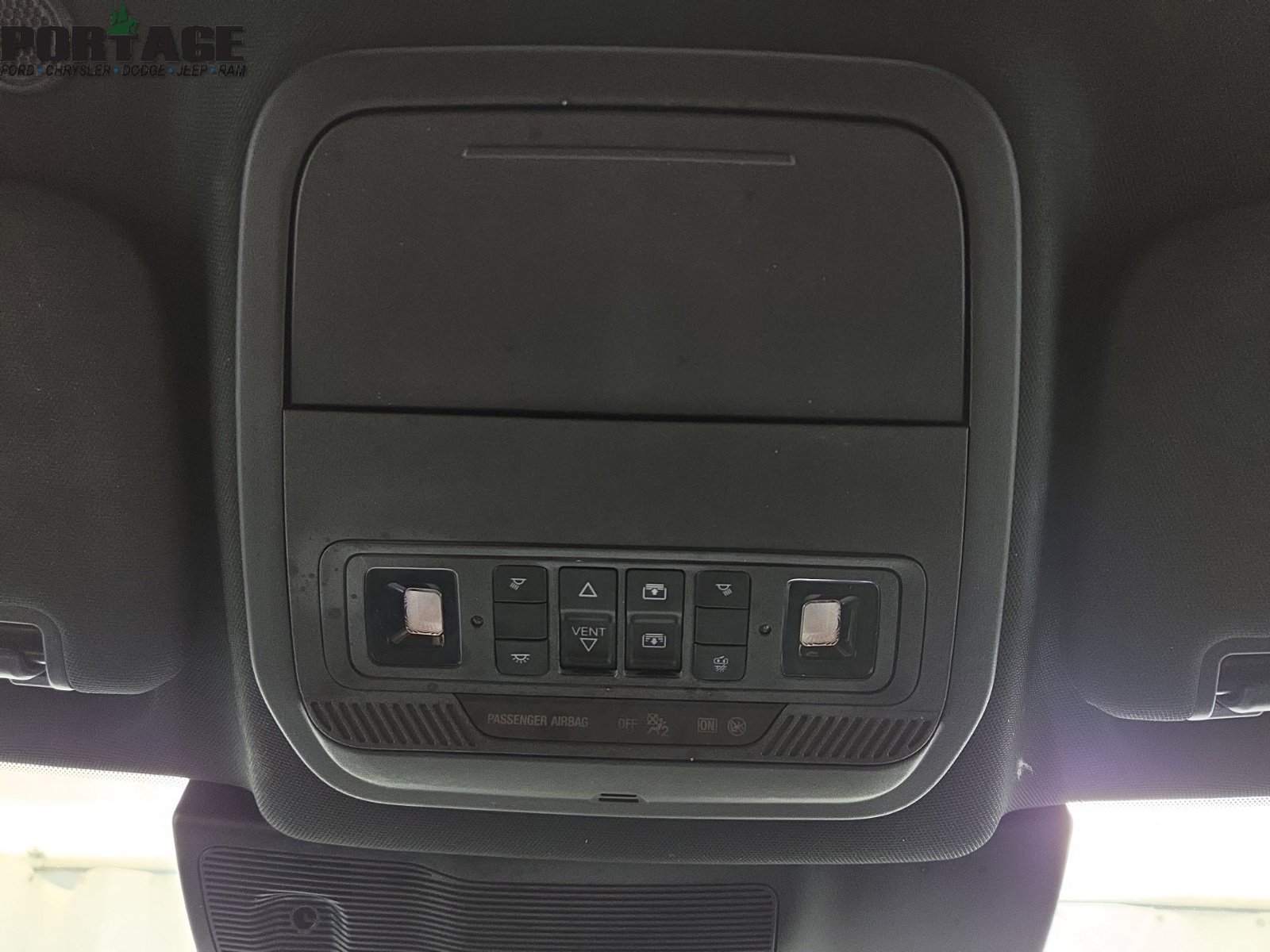 Used 2023 Ford Explorer ST AWD/4WD image 25