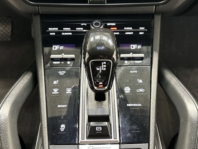 Used 2019 Porsche Cayenne Base image 15