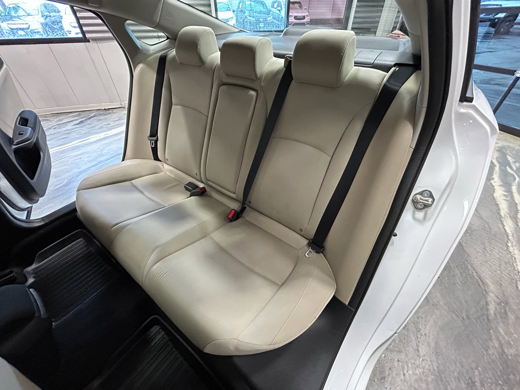 Used 2017 Honda Civic EX-T image 6