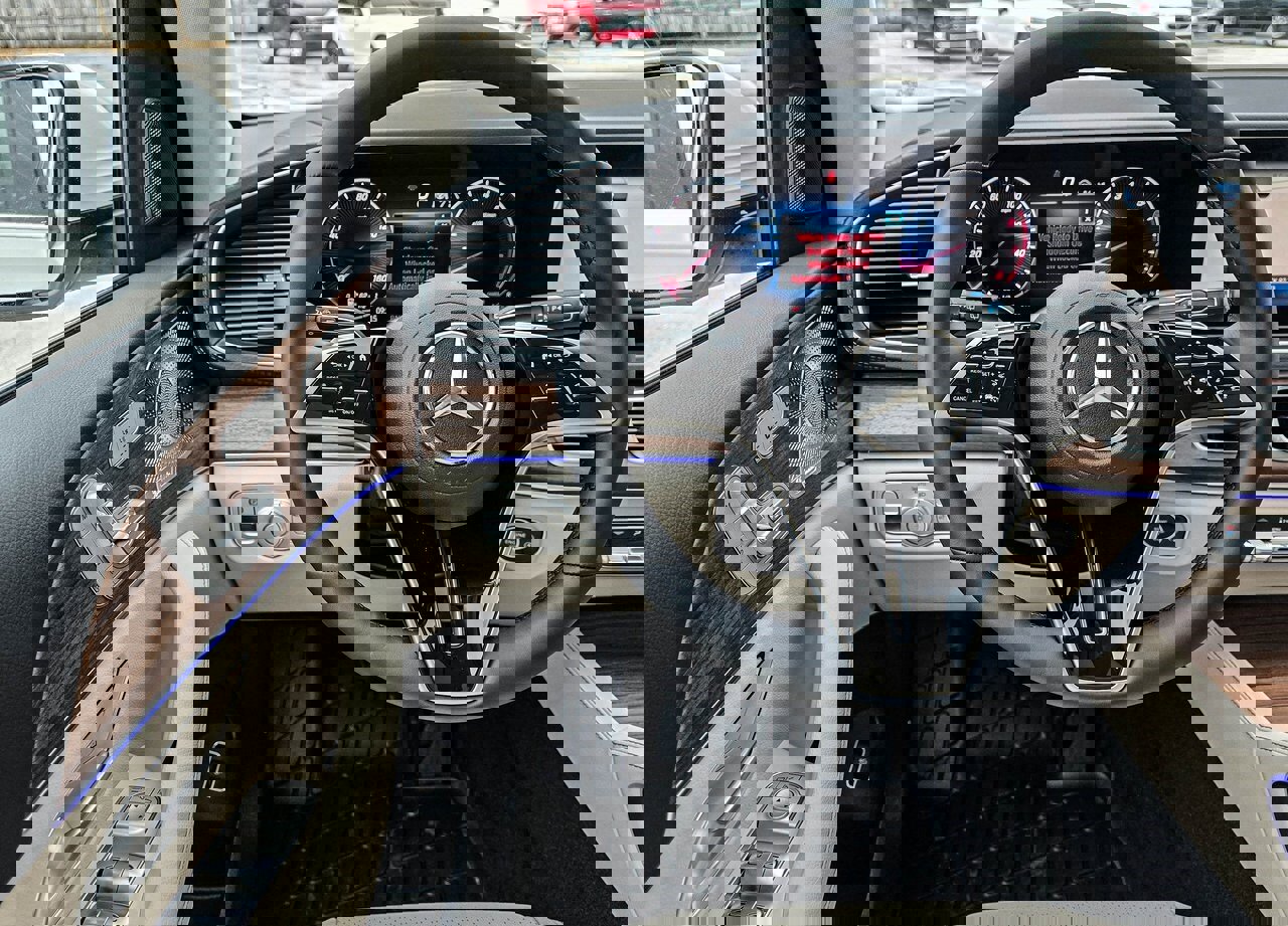 New 2026 Mercedes-Benz GLS 450 4MATIC image 35