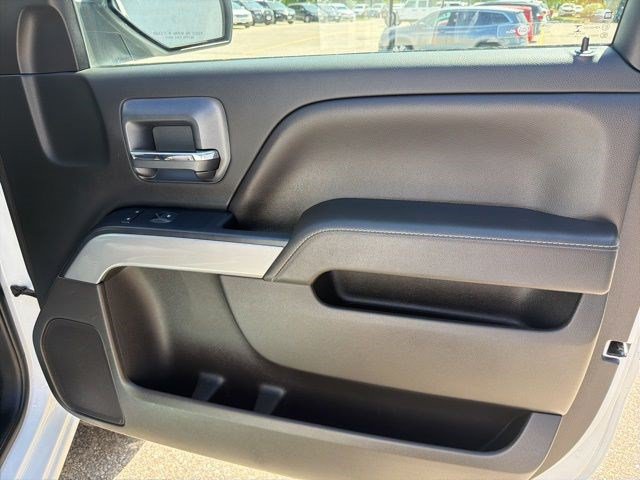 Used 2018 Chevrolet Silverado 1500 LT w/ LT Convenience Package AWD/4WD image 15